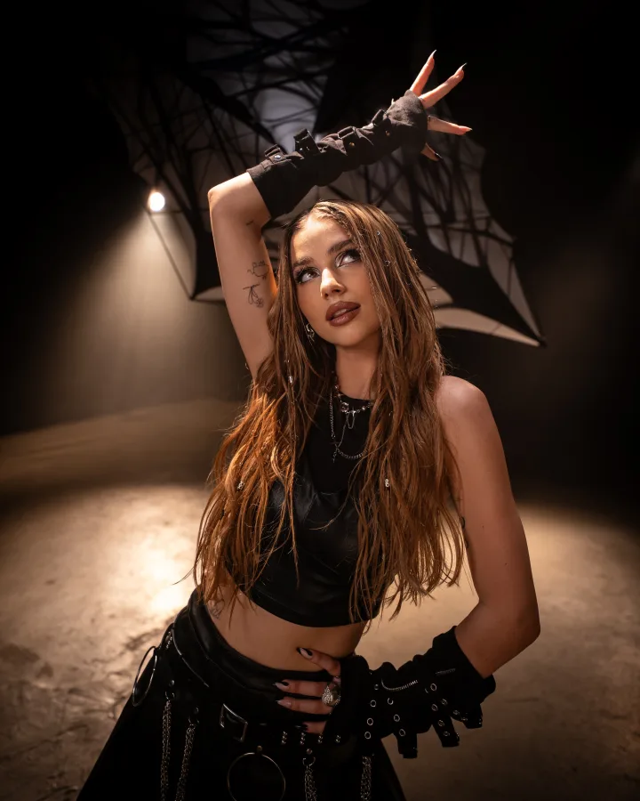 Julia Żugaj - Podziwiaj — stylizacja: Małgorzata Mordarska